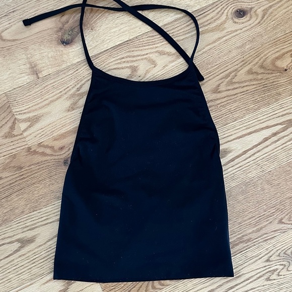 Babaton Tops - Aritzia Babaton High Neck Cropped Halter Top in Black - Size XS/S